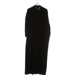 Anzug                            Größe                34