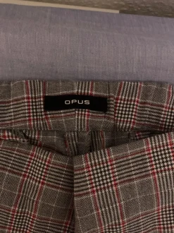 Anzughose                            Größe                38