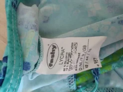 Badeanzug                            Größe                42