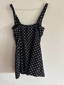 Badeanzug                            Größe                38