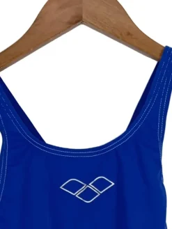 Badeanzug                            Größe                32