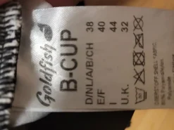 Badeanzug                            Größe                38