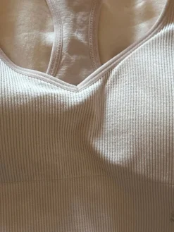 BH                            Größe                36