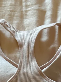 BH                            Größe                36