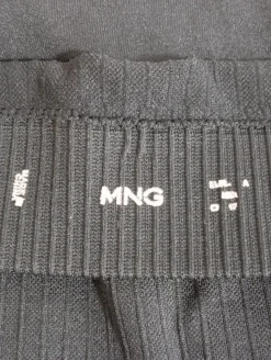 BH                            Größe                40