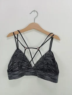 BH                            Größe                36