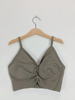 BH                            Größe                36