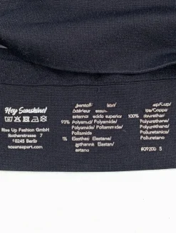 BH                            Größe                36