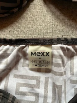 Bikini                            Größe                40