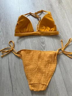 Bikini                            Größe                36