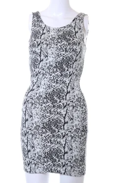 Bleistiftkleid                            Größe                32