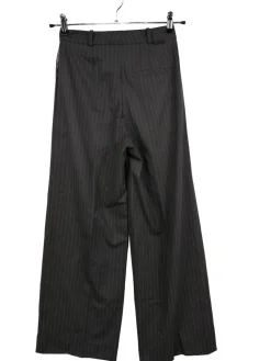 Bundfaltenhose                            Größe                32