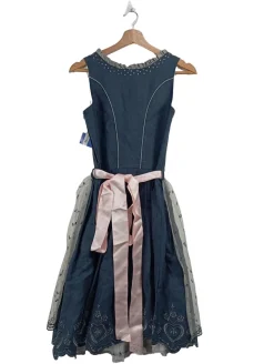 Dirndl                            Größe                32