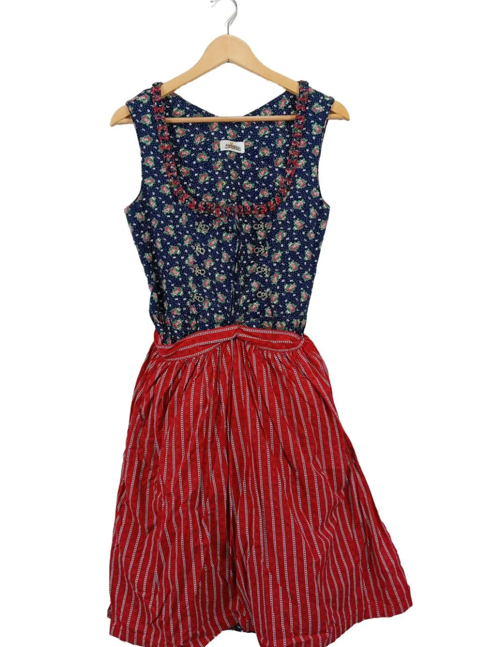 Dirndl Größe 40