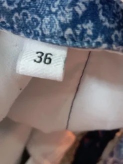 Dirndl                            Größe                36