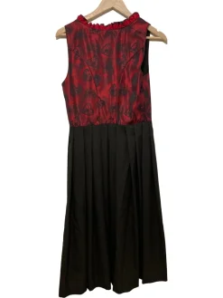 Dirndl                            Größe                40