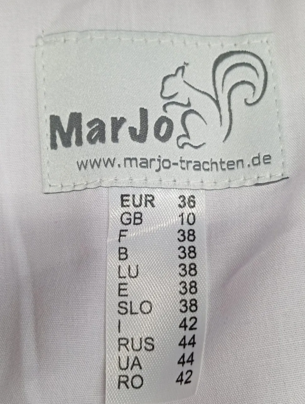 Dirndl Größe 36