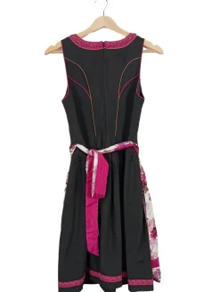 Dirndl                            Größe                36
