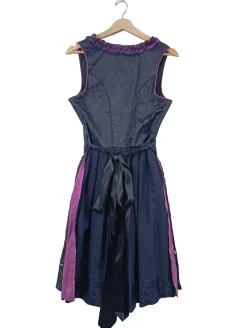 Dirndl                            Größe                40