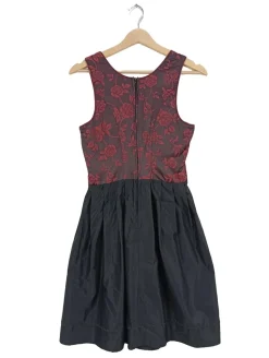 Dirndl                            Größe                36