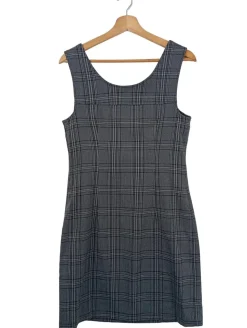 Etuikleid                            Größe                36