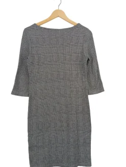 Etuikleid                            Größe                38