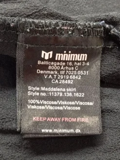 Glockenrock Größe 38