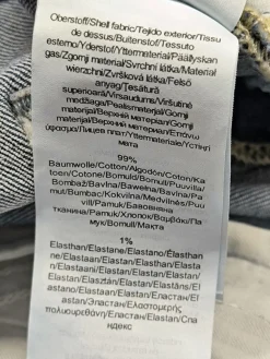 High Waist Jeans                            Größe                38