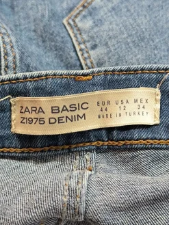 High Waist Jeans                            Größe                44