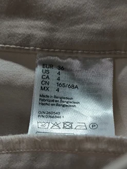 High-Waist Hose                            Größe                36