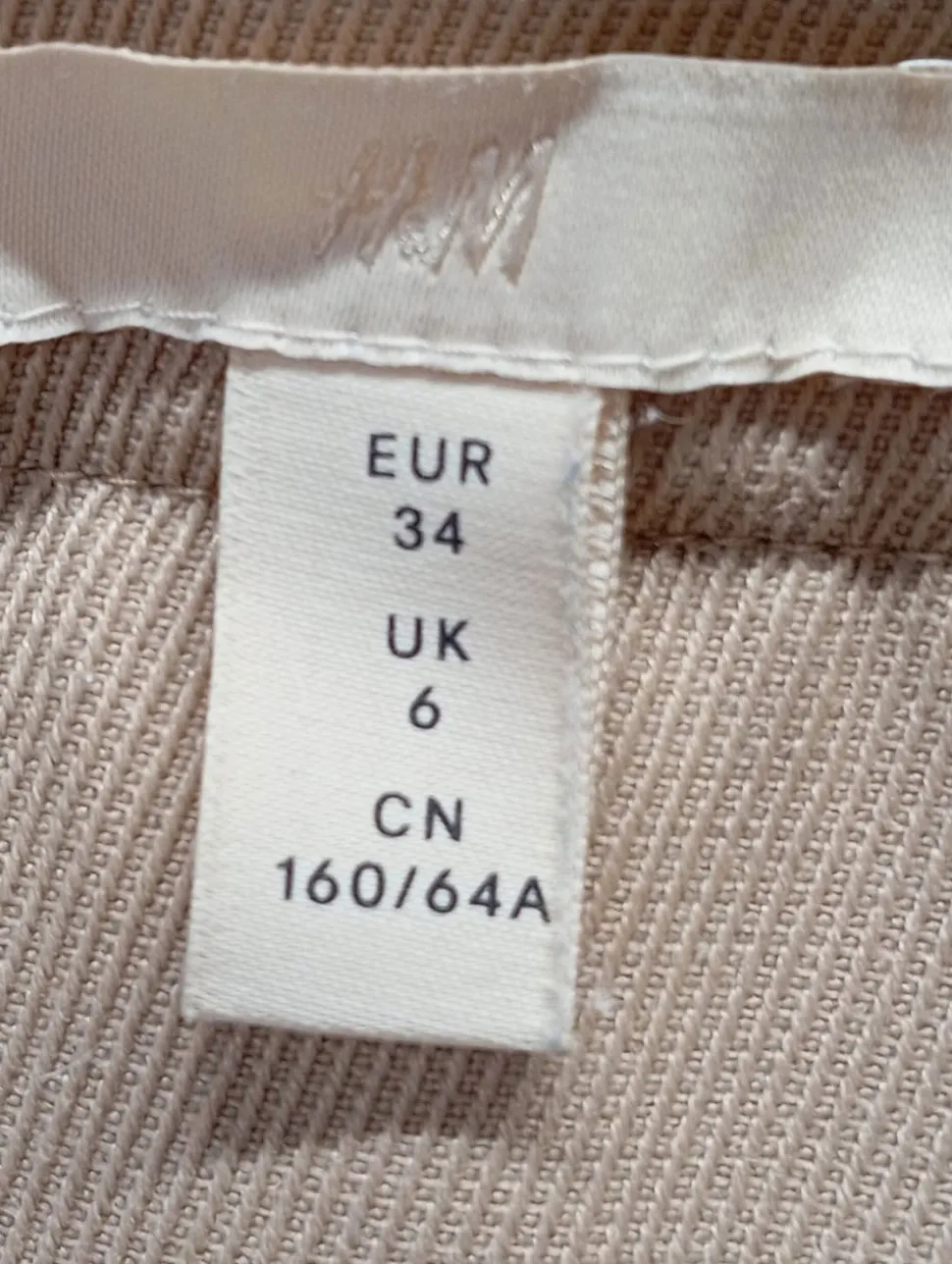 High-Waist Hose Größe 34