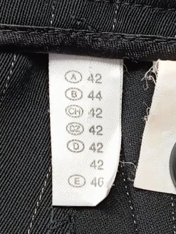 Hosenanzug                            Größe                42