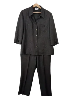 Hosenanzug                            Größe                46