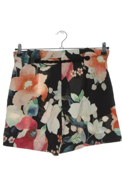 Hot Pants                            Größe                38