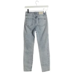 Jeans                            Größe                30