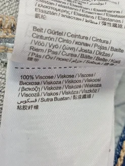 Jeansshorts                            Größe                38