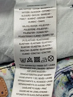 Jeansshorts                            Größe                40