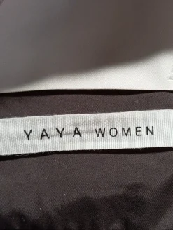 Kapuzenjacke Größe 36