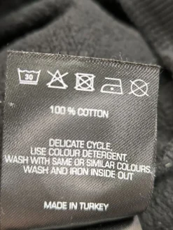 Kapuzensweatshirt                            Größe                36