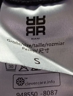 Kapuzensweatshirt                            Größe                36