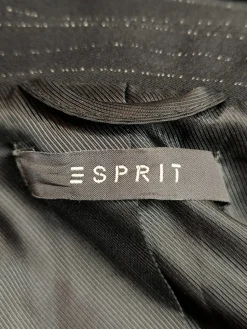 Klassischer Blazer                            Größe                36