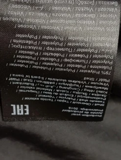 Klassischer Blazer                            Größe                38