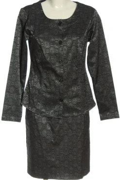 Kostüm                            Größe                38