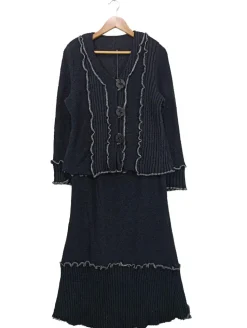 Kostüm                            Größe                40