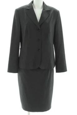 Kostüm                            Größe                38