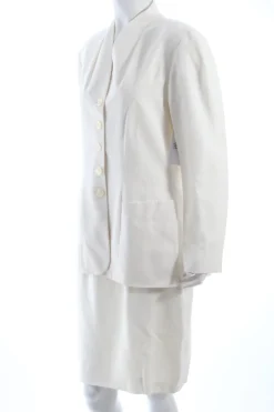 Kostüm                            Größe                38