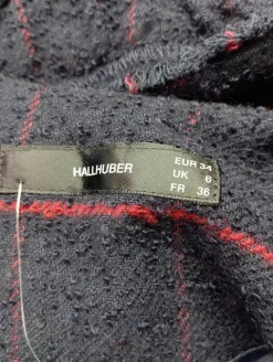 Kostüm                            Größe                34