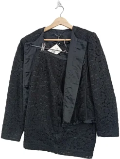 Kostüm                            Größe                40