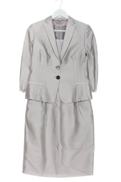 Kostüm                            Größe                36