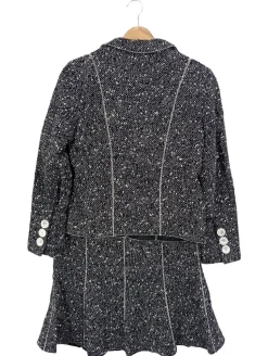 Kostüm                            Größe                42